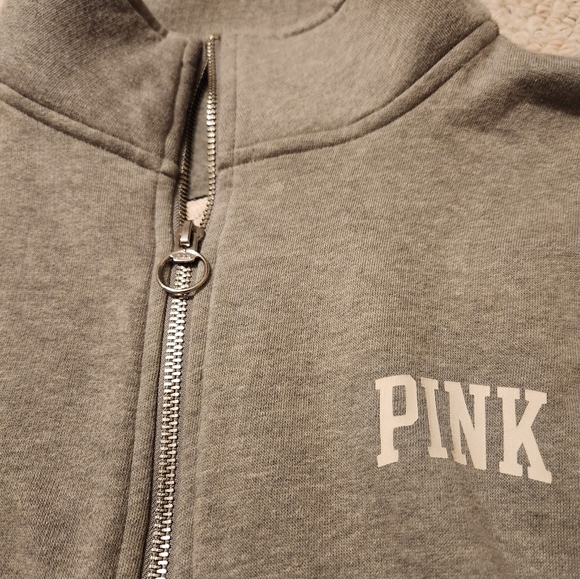 Vs Pink Pullover Sweatshirt - Picture 6 of 8